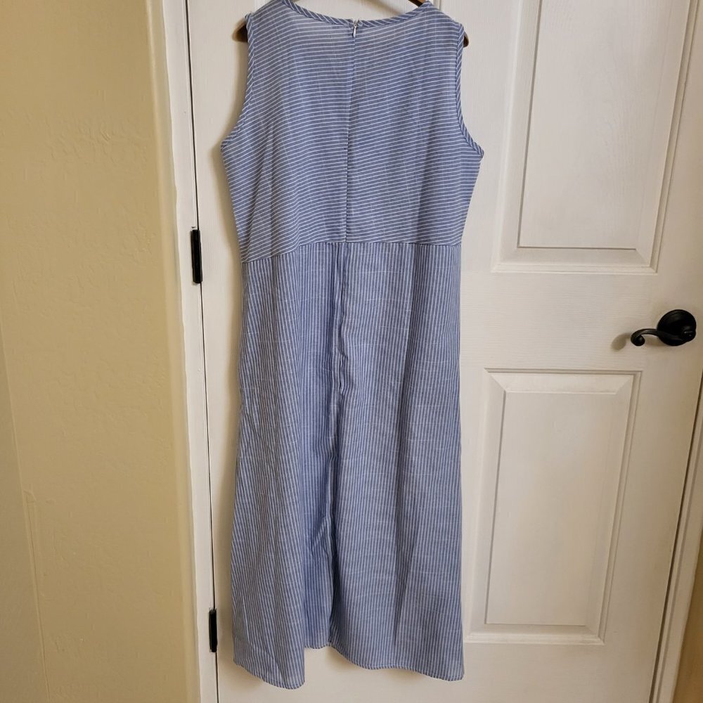 Floral Blooming Light Blue Stripe Pocket Sleeveless Midi Dress Size: Medium NWT - Picture 7 of 8